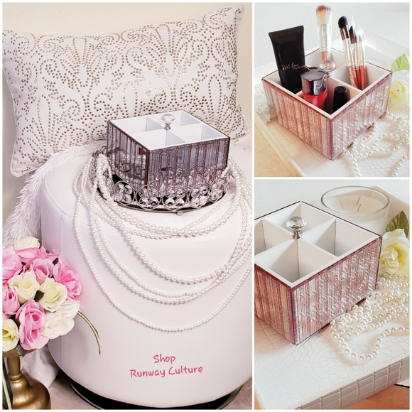 Pink bebe rotating mirrored storage organizer tray - Picture 2 of 7